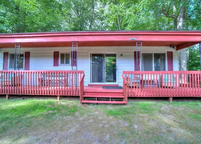 Lovely Beach House Rental In Coastal Michigan, For Memorable Getaways To Muskegon