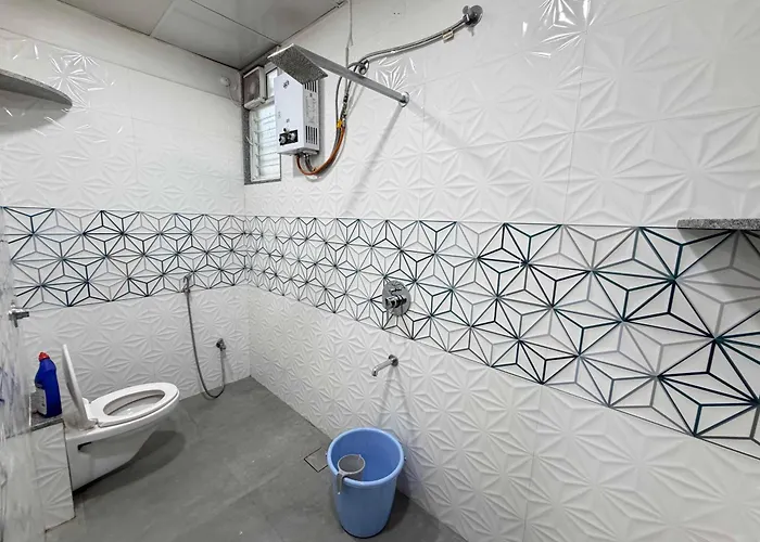 Hotel Lotus - Near Tech Park, Balewadi