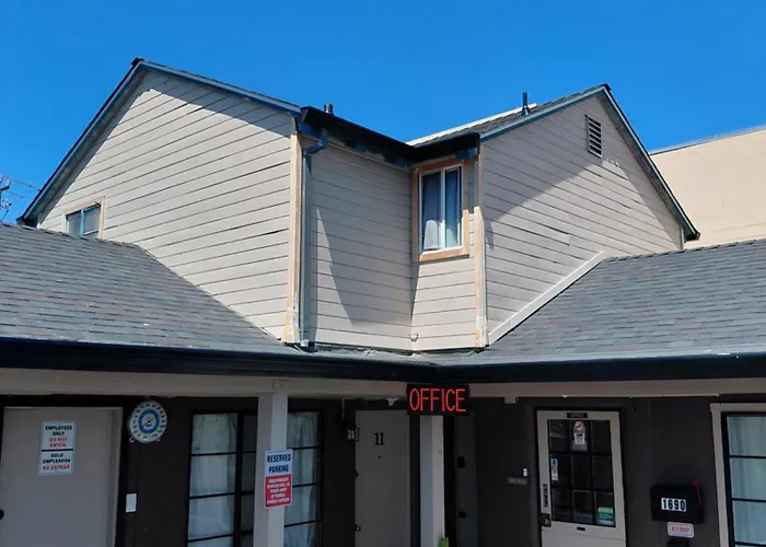 Garden Motel