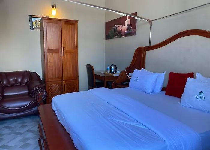 Echa Luxury Villa Hotel