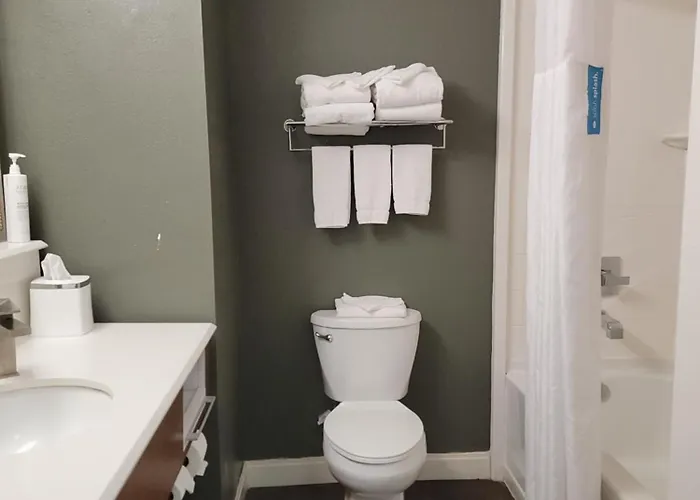 Dyersburg Hotel