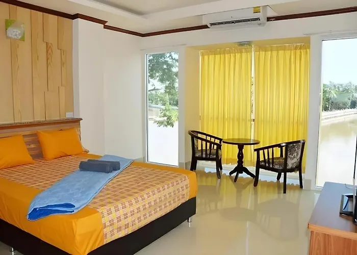 Rainbow Mansion Hotel