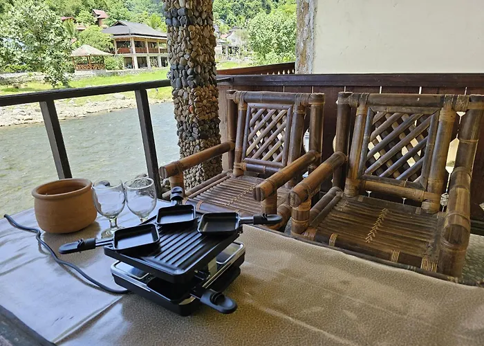 Sumatra Inn & Travel