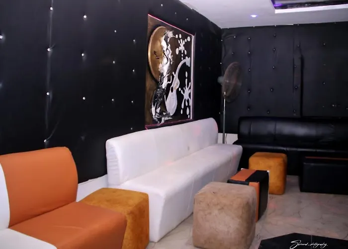 Mf Supreme Hotels And Suites