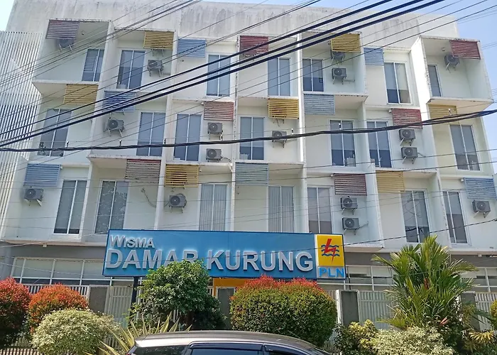 Townhouse Oak Hotel Damar Kurung