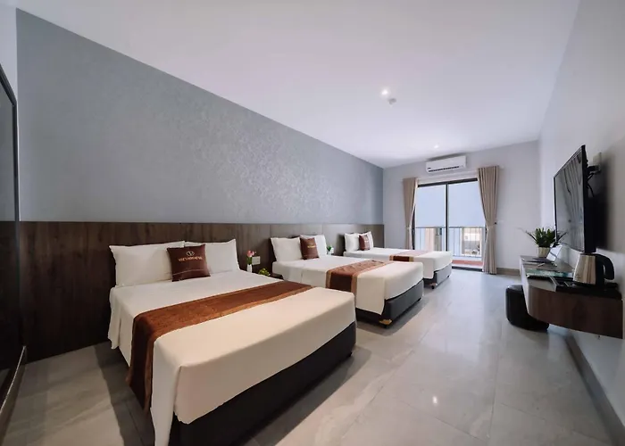 Việt Hoa Cát Bà Hotel