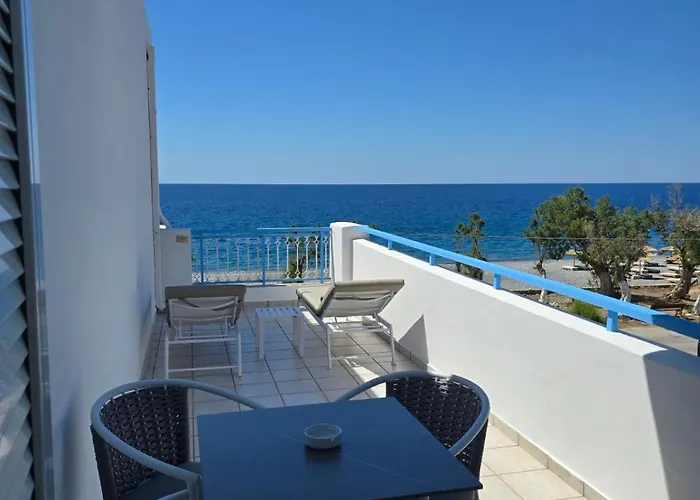 Gabi Rooms In Sougia