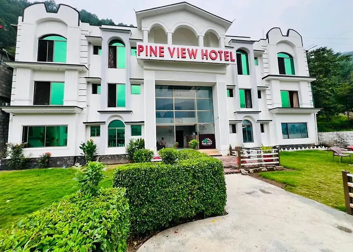 Pine View Hotel Tranna Balakot
