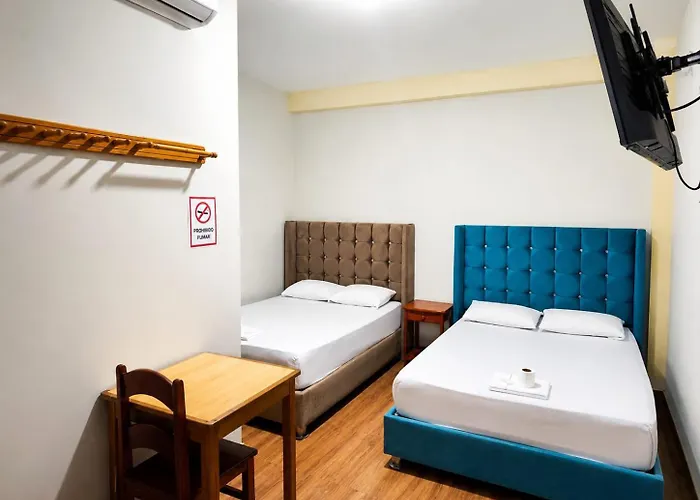 Crismas Hotel
