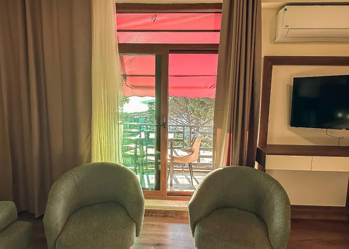 Camra Otel