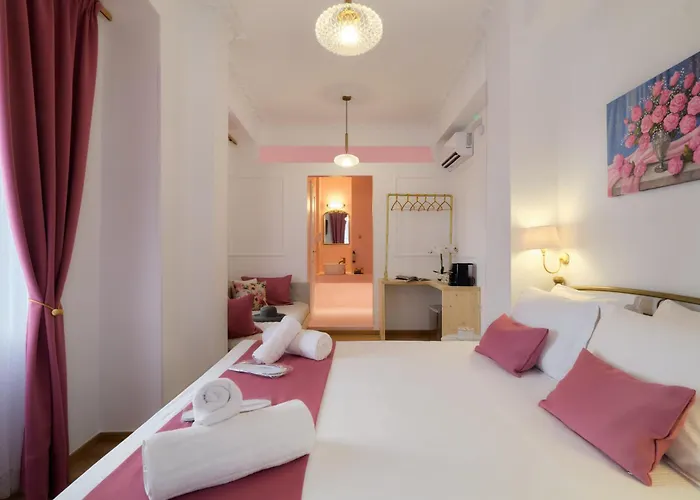 Aphrodite Luxury Rooms