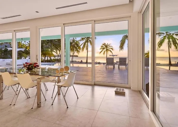 Kool Kai Cayman Kai Beachfront Sunset Villa