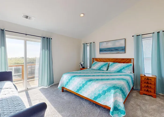 Oceanview Coastal Retreat With Hot Tub