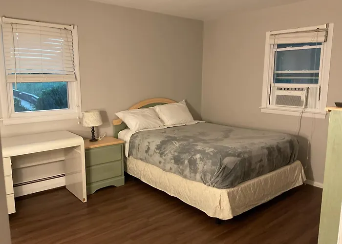 Room For Rent In A House Booking Roommate Long Branch