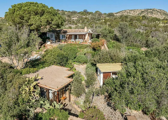 Villa By Porto Istana'S Crystal-Clear Waters