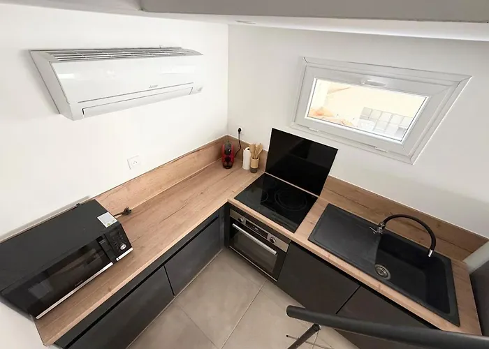 Duplex Centre Ville, Wifi, Clim, Terrasse