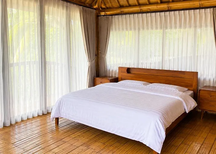 Casa Da Praia - Unique Bamboo House