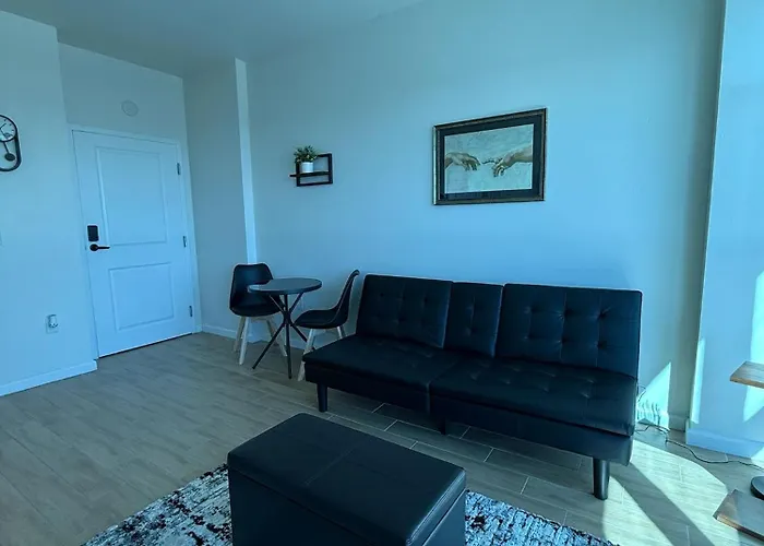 Downtown Skyline Suite- Breathtaking View