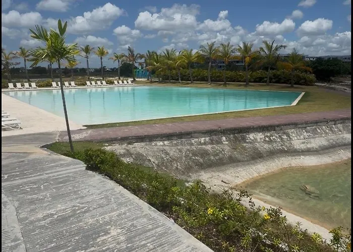 Casa Nova-Vista Cana- 1Br- Private Patio- Pool & Lagoon