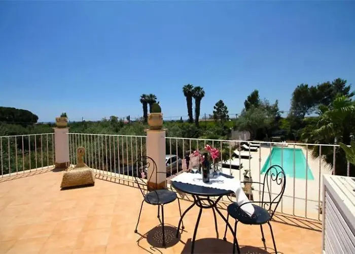 Hotel Residence Noto Marina Relais