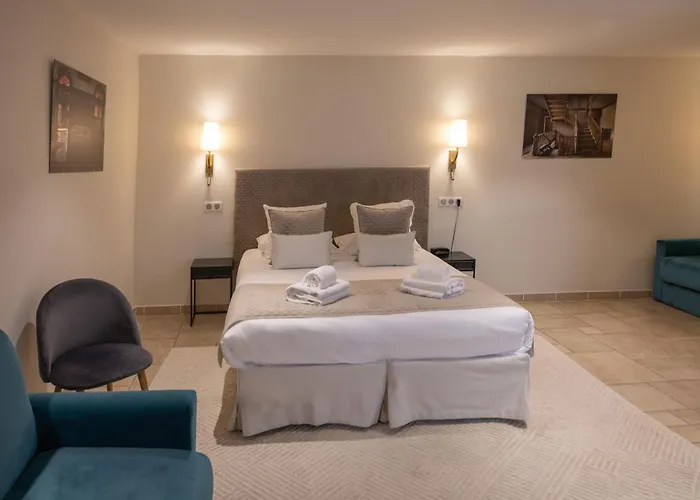 Le Central Boutique Hotel
