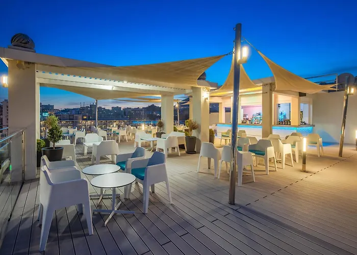 Hotel Las Arenas, Affiliated By Melia