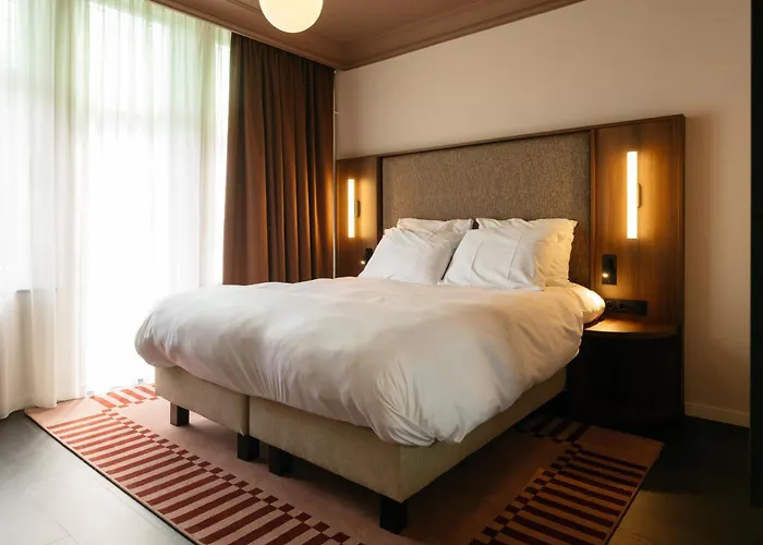 Hotel Vrythof - Just A Room - Digital Check-In, Key By Email Or Sms
