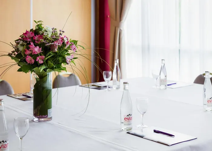 Mercure Nevers Pont De Loire