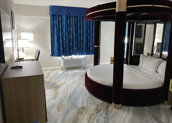 Days Inn By Wyndham Jersey City