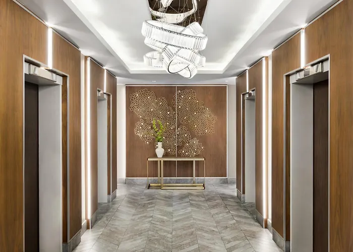 Crowne Plaza Toronto Airport By Ihg Hotel