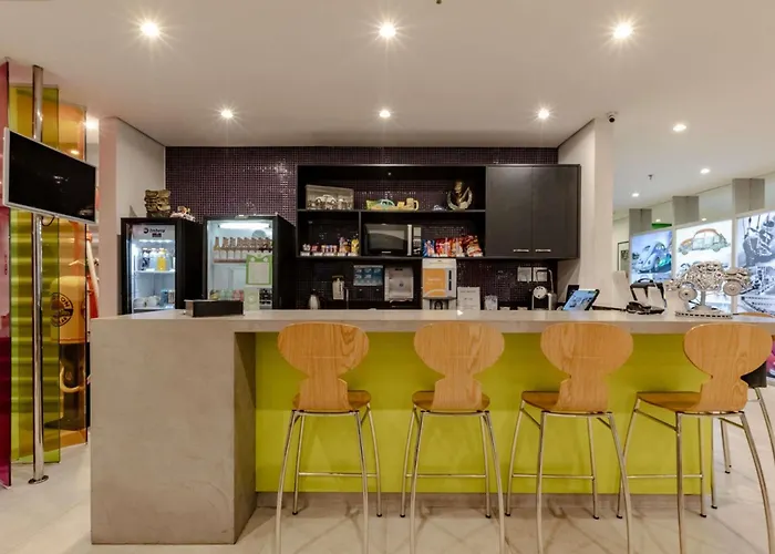 Ibis Styles Balneario Camboriu - 1 Quadra Do Mar