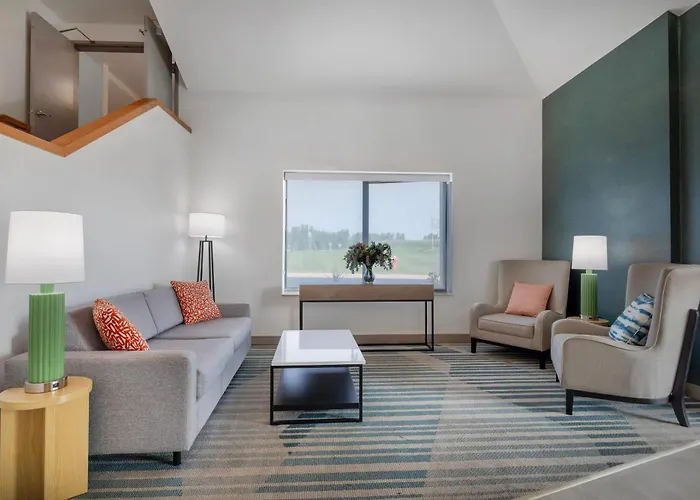 Comfort Inn & Suites Rochester South Mayo Clinic