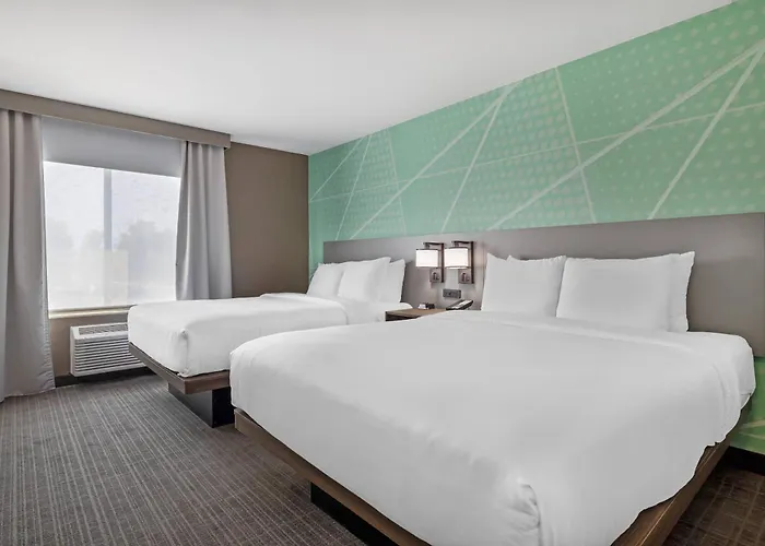 Comfort Inn & Suites Rochester South Mayo Clinic