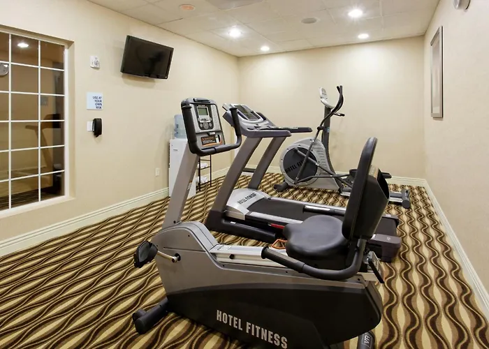 Holiday Inn Express Benicia By Ihg