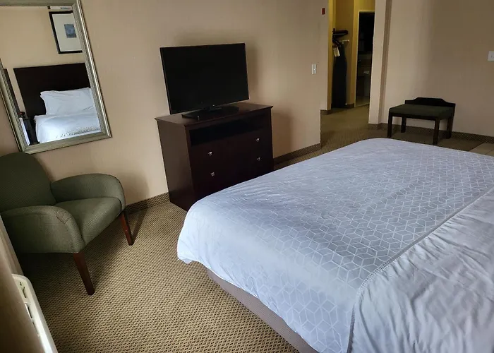 Holiday Inn Express Hotel & Suites Tipp City By Ihg