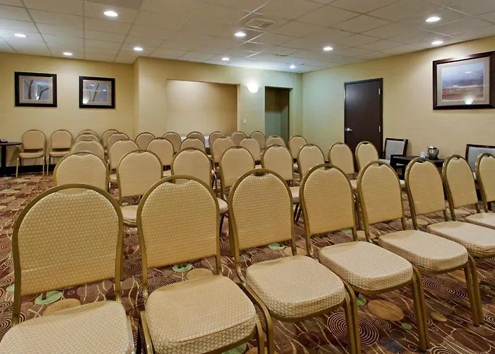 Holiday Inn Express Benicia By Ihg