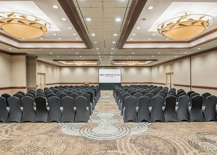 Crowne Plaza Knoxville Downtown University By Ihg