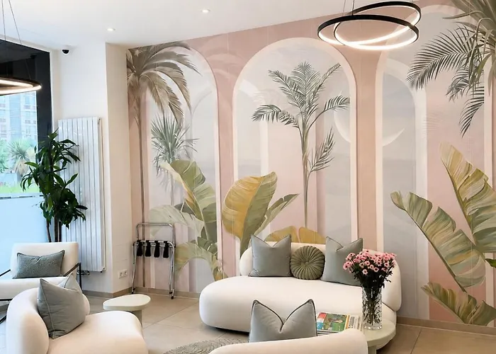 Palm Premium Hotel & Apartments
