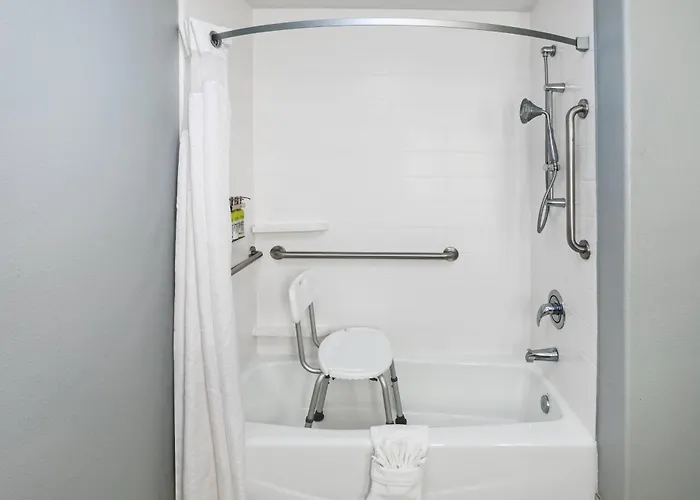 Holiday Inn Express Hotel & Suites Austin Ne-Hutto By Ihg