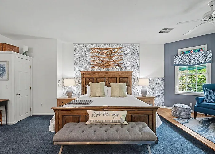 Inn At The Park Bed And Breakfast
