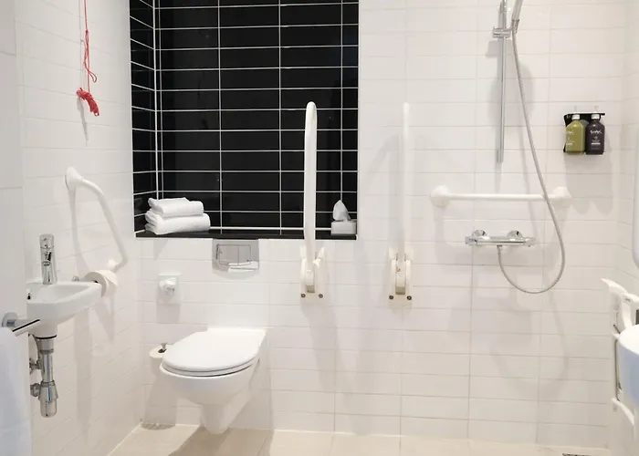 Holiday Inn Express Rotterdam - Central Station By Ihg