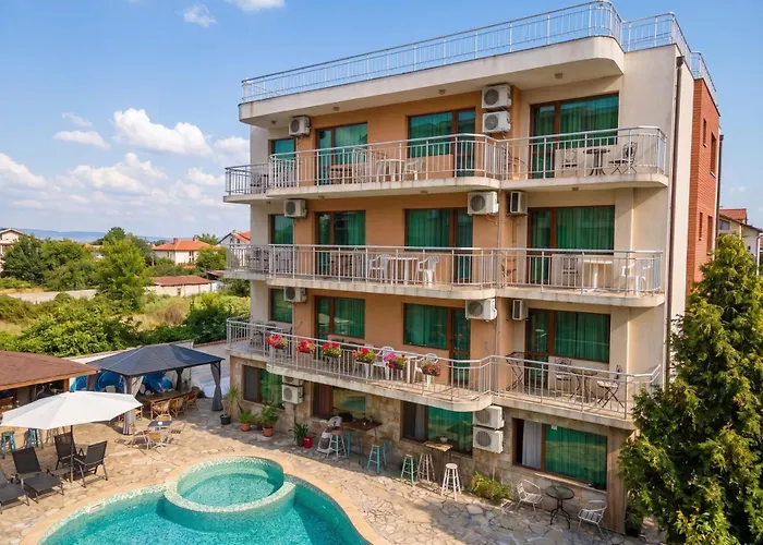 Семеен Хотел Примо Family Hotel Primo