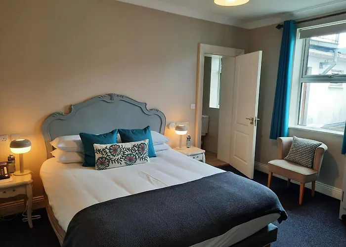 Connemara Lake Hotel