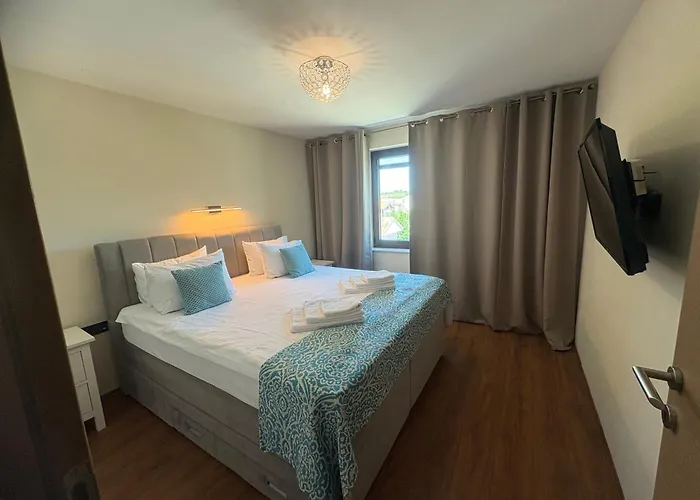Hotel Petrcane