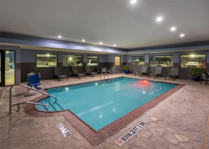 Best Western Plus Big Lake Inn