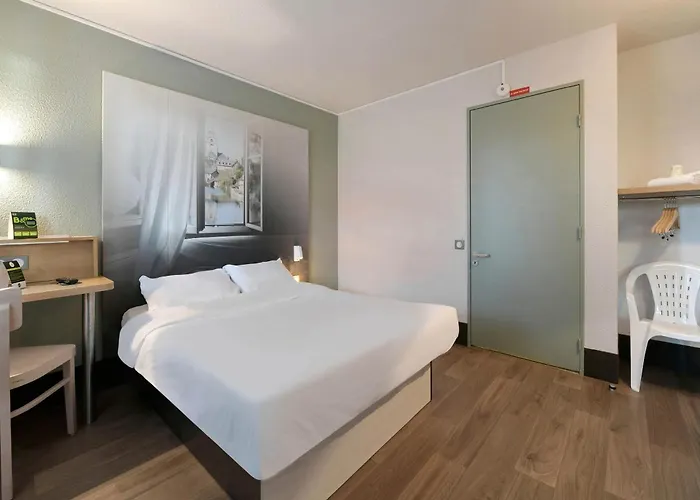 B&B Hotel Alencon Nord