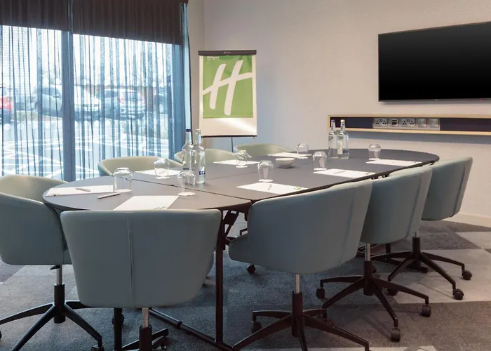 Holiday Inn London Heathrow - Bath Road By Ihg