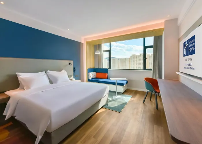 Holiday Inn Express Xining Railway Station By Ihg