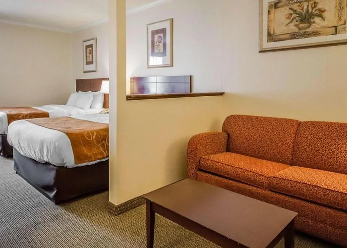 Quality Suites Jeffersonville - Louisville North
