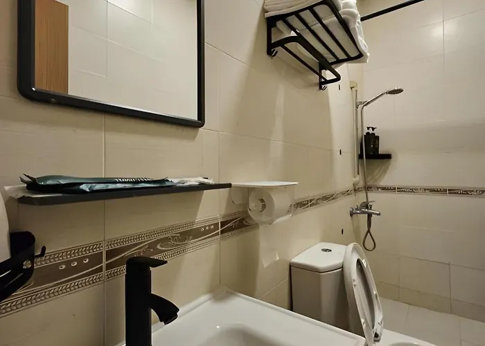 Man Va Hotel